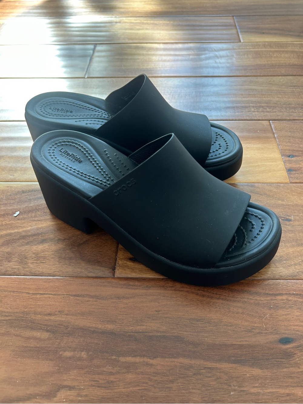 Crocs Brooklyn Slide Heel